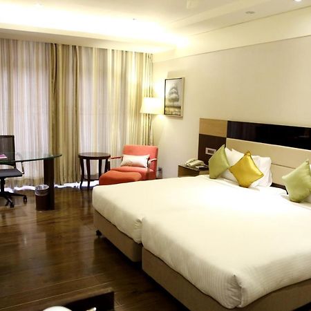 Hotel Shakti Continental Angul Екстер'єр фото