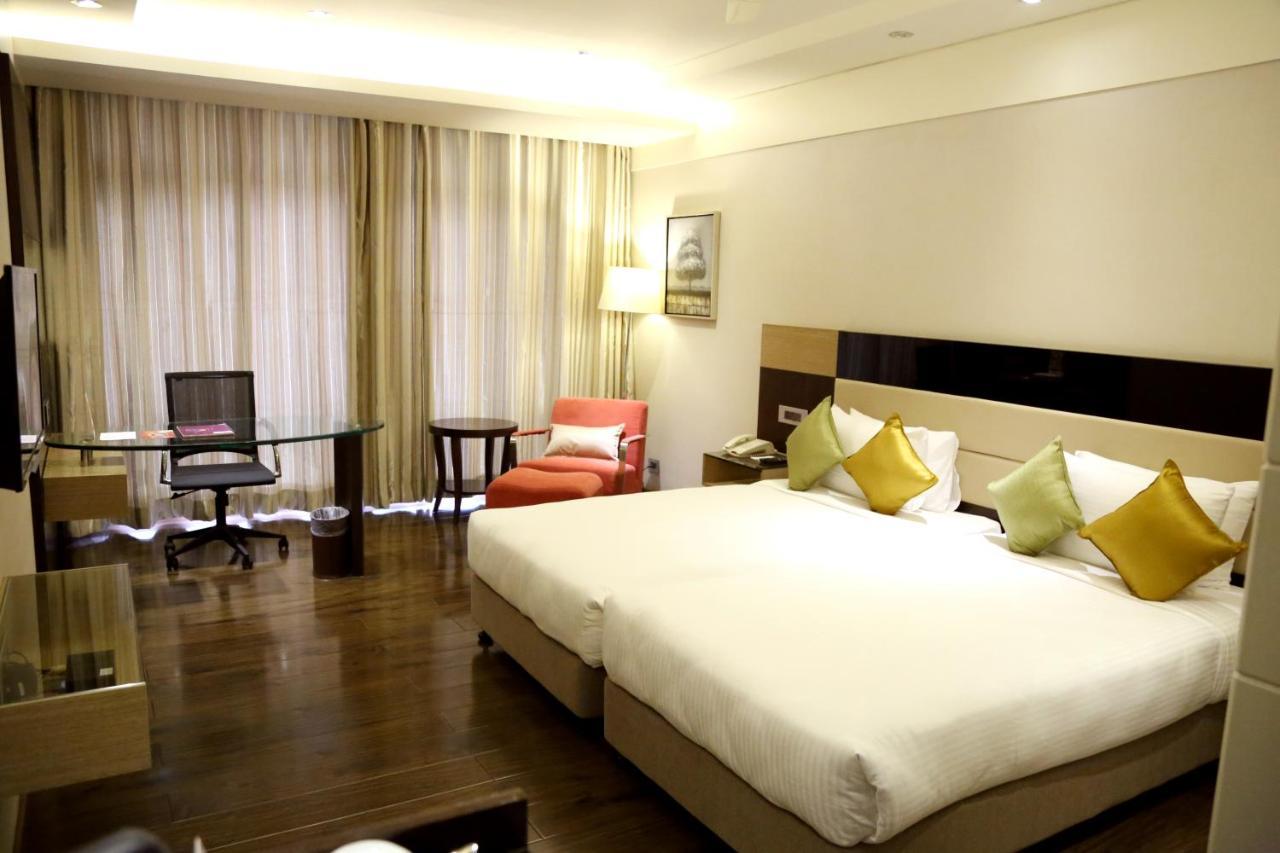 Hotel Shakti Continental Angul Екстер'єр фото
